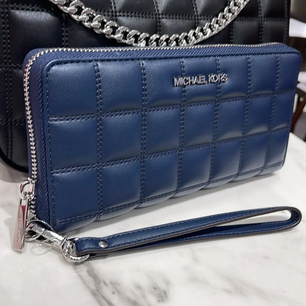 MICHAEL KORS Continental Wristlet Phone Case Wallet  Navy NWT